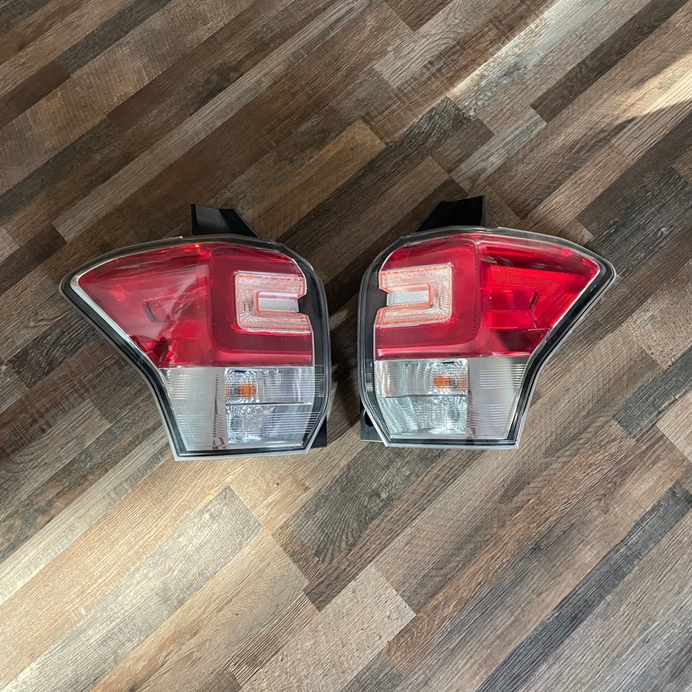 Subaru Forester 2014-2018 Taillights